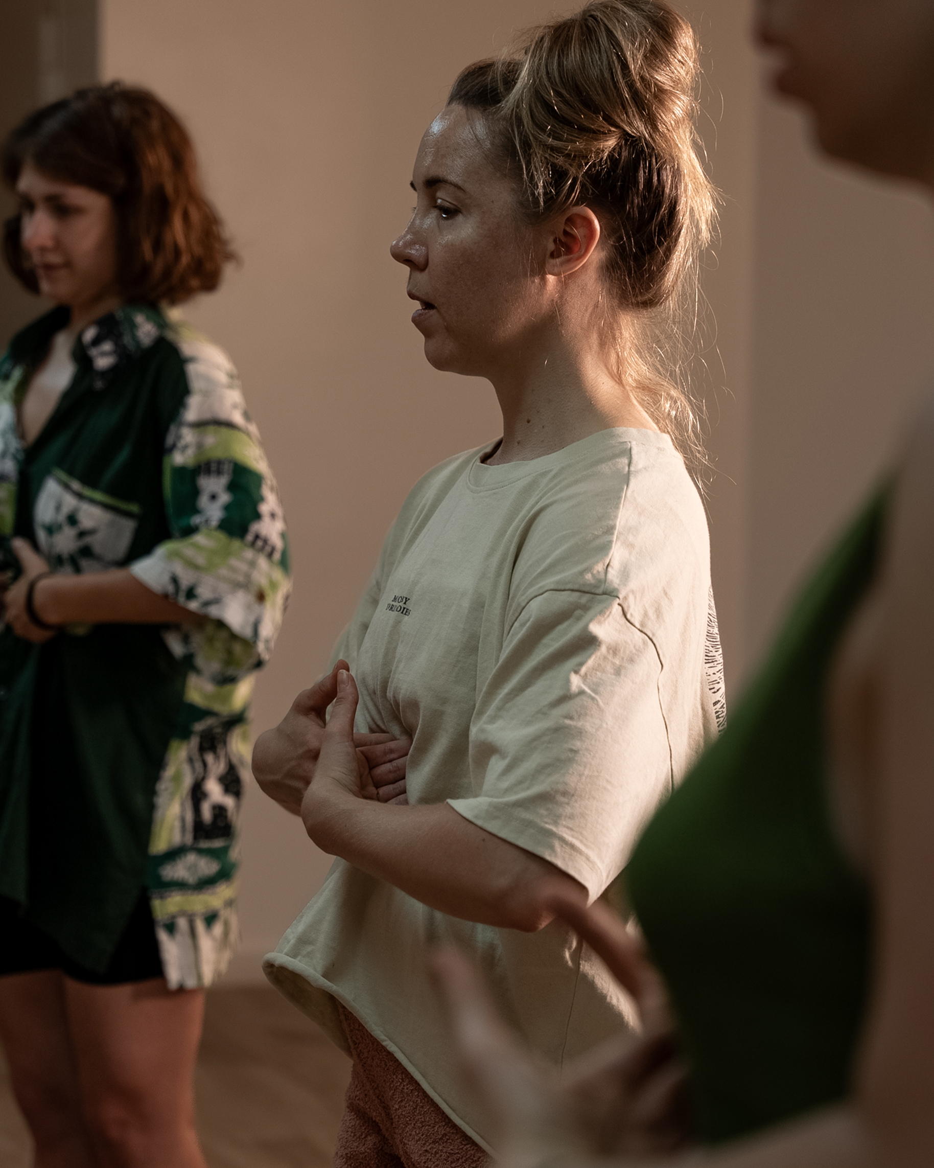 Each session unfolds slowly. We arrive and ground ourselves in the moment through breath, movement, and gentle awareness. There’s room to land, to feel, to release. Whatever you carry — tension, questions, emotions — is fully welcome here. Nothing needs fixing; just space to breathe it through, one inhale at a time.  This is more than a technique. It’s a journey inward — toward calm, clarity, and vitality. Come as you are. Leave with a little more truth, a little more space, a little more of yourself.